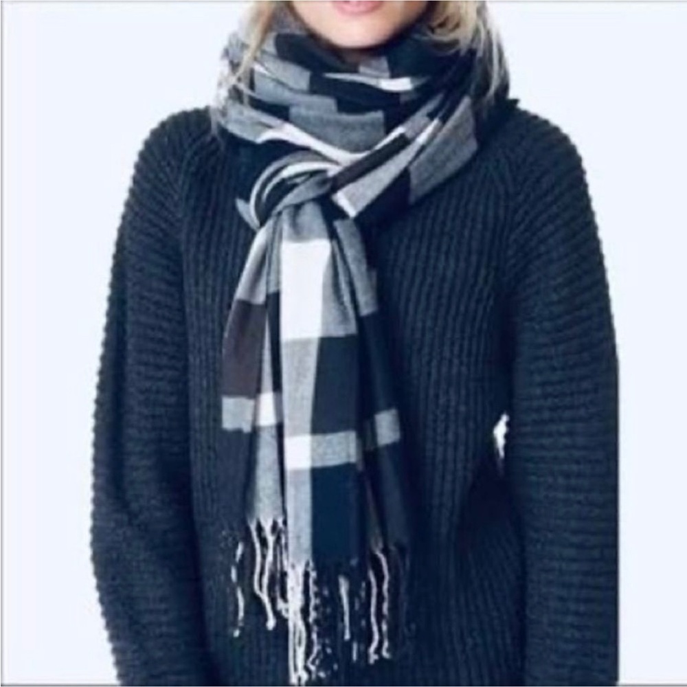 Plush Apparel, Plaid Scarf, Navy/Charcoal/White, OS, NWT
